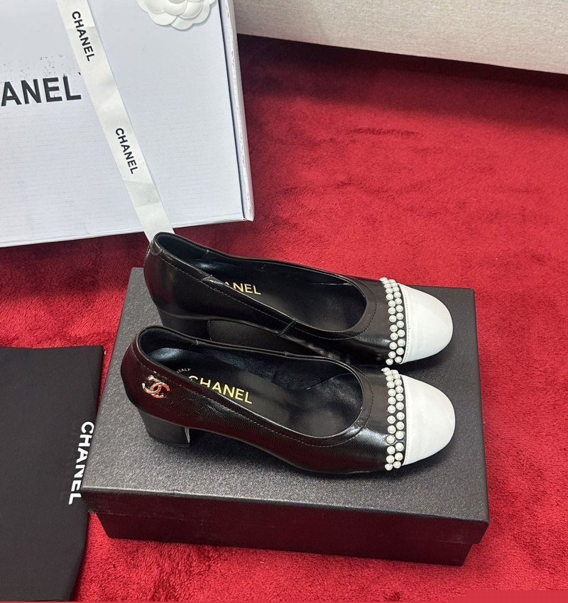 Ch*el high heels